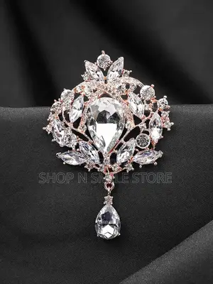 Fashion Brooches for Ladies