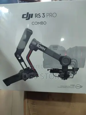 DJI RS 3 Pro Combo Gimbal Stabilizer