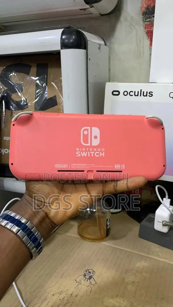 Nintendo Switch Lite Used
