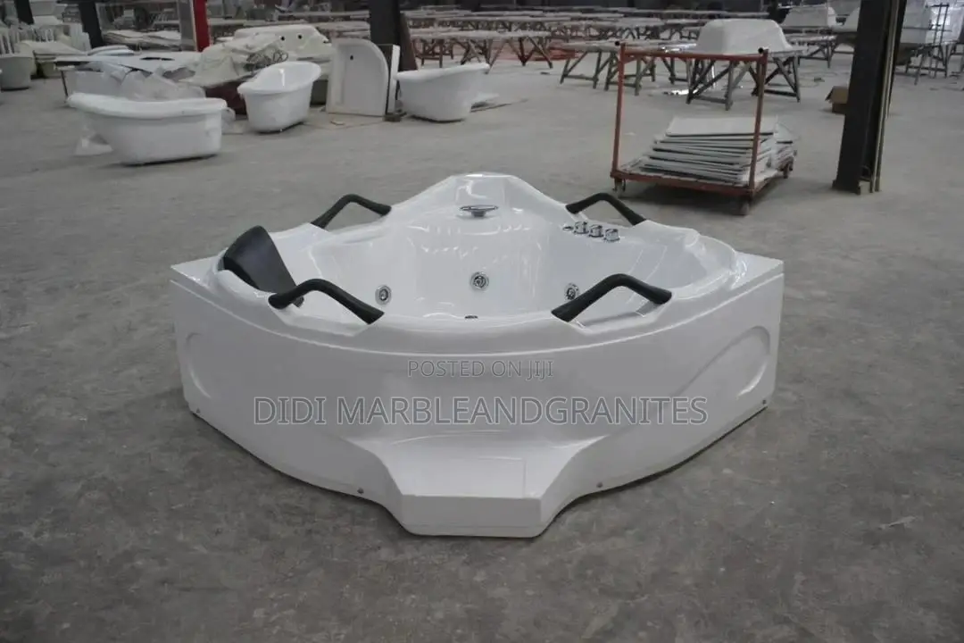 Jacuzzi Bathtub