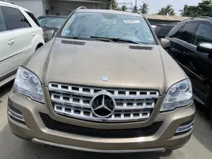 Mercedes-Benz M Class ML 350 4Matic 2010 Gold