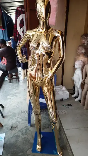 Size 8 Female Detachable Gold Chrome Display Mannequin