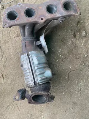 Engine Catalyst Converter Toyota Camry 2.4