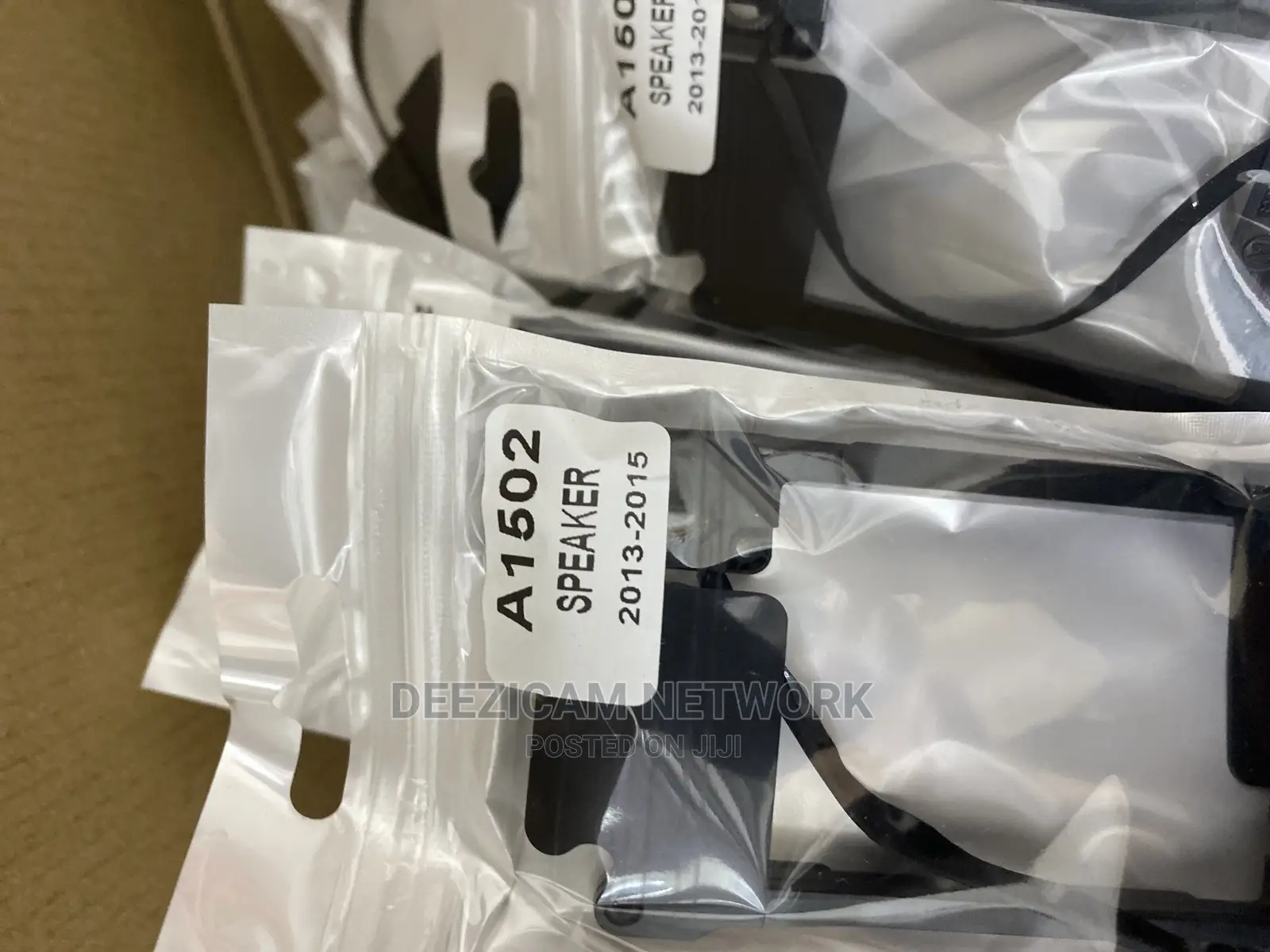 Macbook Pro 13’Inch 2015 Speaker