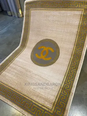 5x7fts Cream /Gold Turkey Center Rug(3x5,4x6,7x10,Available)