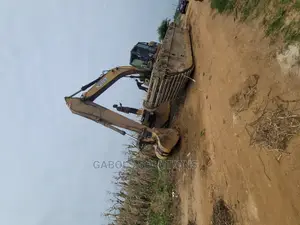Swamp Buggy Chattering Services