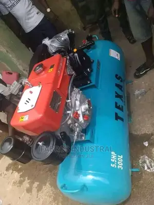 Air Compressor With Diesel Engine 300 Litres