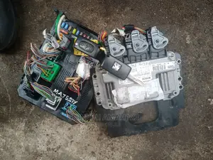 One Set of Bear Box for Peugeot 307 1.6 Engine New Model