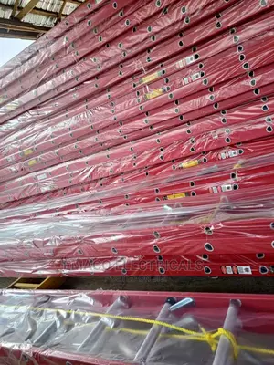 28ft 14 X 14 Fiberglass Ladder