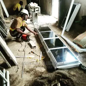 Aluminum Frameless Glass