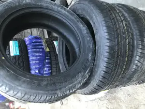 Dunlop Tires 265/65/17 Landcruiser Use