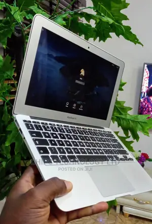 Laptop Apple MacBook Air 2015 4GB Intel Core I5 SSD 128GB