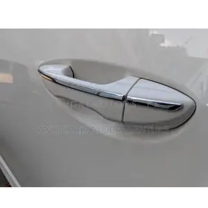 Door Chanel Chrome Toyota Cars