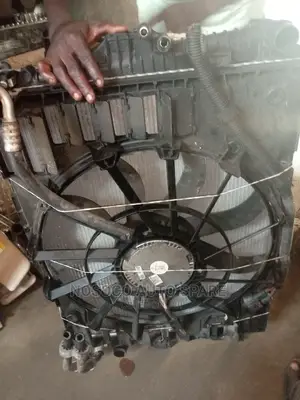 Radiator Fan Touareg 2013