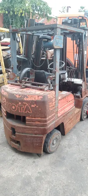 LPG Powered 2.5-3tons Folklift Machines