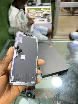 iPhone 11 Pro Screen