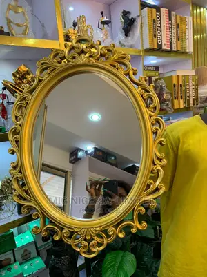 Wall Mirror Deco