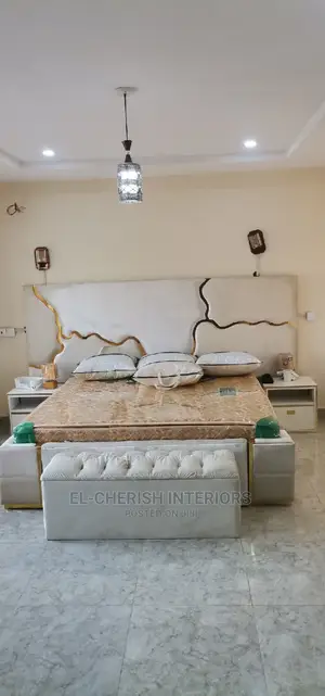 Royal Dove Bed