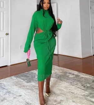 Vvip: Classic Midi Gown