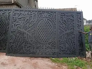 Standard Wroght Iron Rolling Gate for Your Home