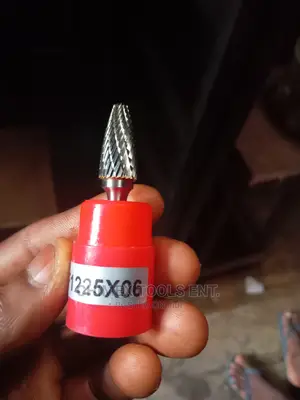 Drilling Bit Hole