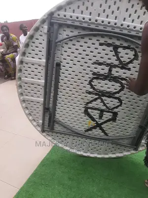 10 Seater Table