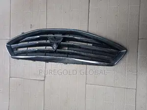 2016 Mitsubishi Mirage G4 Front Grille