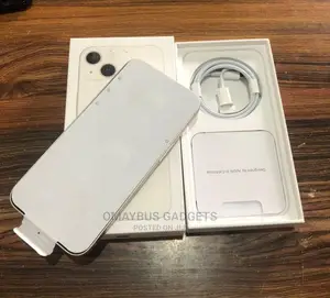Apple iPhone 13 128 GB White