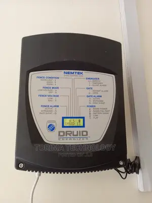 Battery Powered Electric Fence Energizer