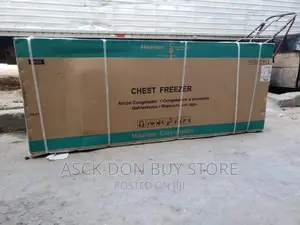702liters Hisense Double Door Chest Freezer ( Ice Maker)