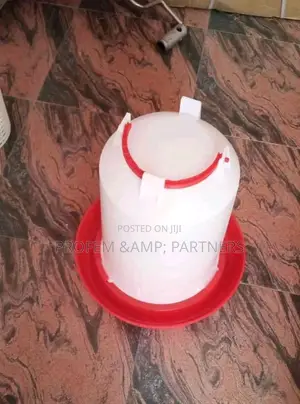 6 Litres Hanging Drinker