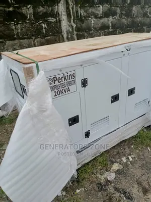 Perkins Soundproof Diesel Generator Sp20kva-Brand New