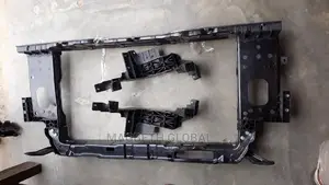 Front Cut Hyundai Elantra 2013.