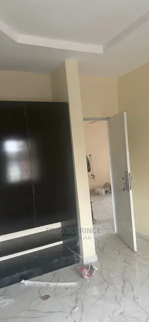 Furnished 3bdrm Block of Flats in Surulere for rent