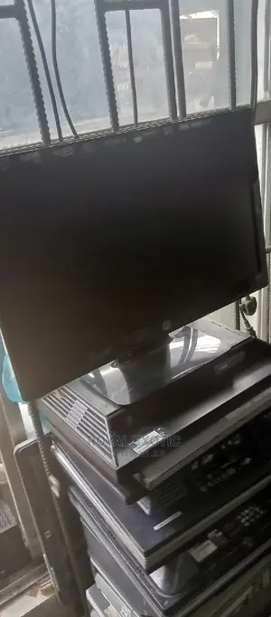 24inches Uk Used Grade One HDMI Led Monitor, Working Perfect