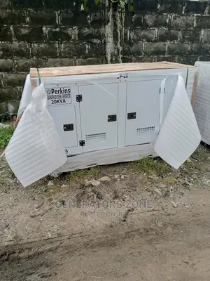 100% Copper Coil DIESEL Generator Perkins Soundproof Sp20kva