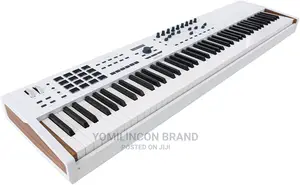 Arturia Keylab 88 Mkii Hammer-Action MIDI Controller.