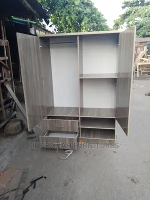 6ft X 4ft Wardrobe
