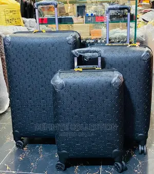 LOUIS VUITTON Luxury Traveling Bag