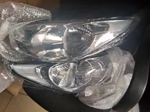 Hyundai Ix35 2012 Headlight Europe Brand New