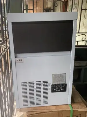 Quality Ice Cube Maker(32 Cubes)