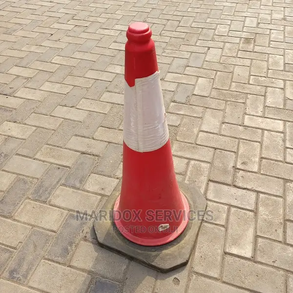 75cm Cone Plastic Base