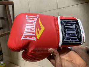 Boxing Red Glove 36