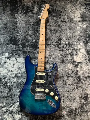 Quality Fender Stratocaster Lead Guitar
