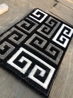 Luxury Living Room Designed Super Soft Royal Center Rug.