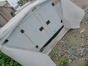 Rugged Perkins Sp25kva Soundproof Diesel Generator