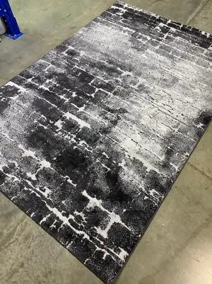 7×10fts Gray Vip Black Turkey Center Rug