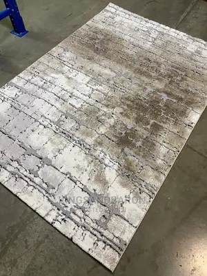 5x7fts Cream and Beige Turkey Center Rug