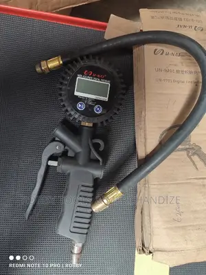 Digital Tire Inflator (Gauge)