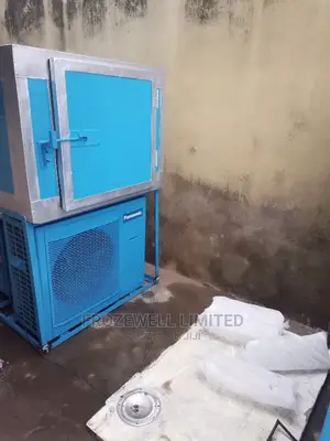 30p Ice Blocks Machine